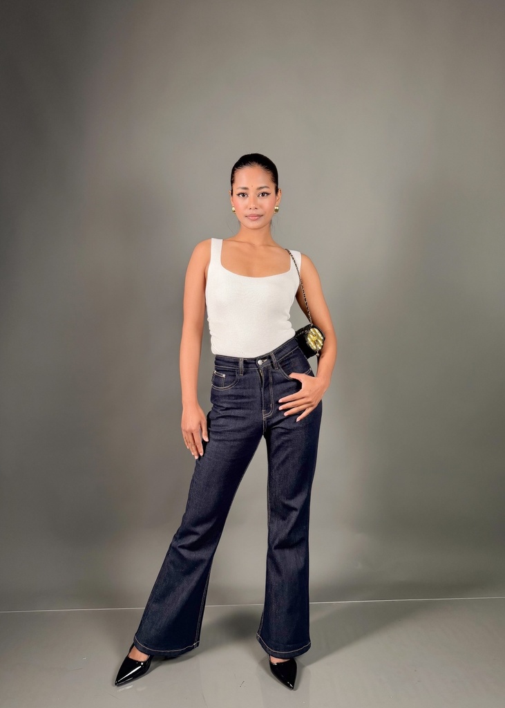 BASEMARK CLASSIC FLARE JEANS FOR WOMEN